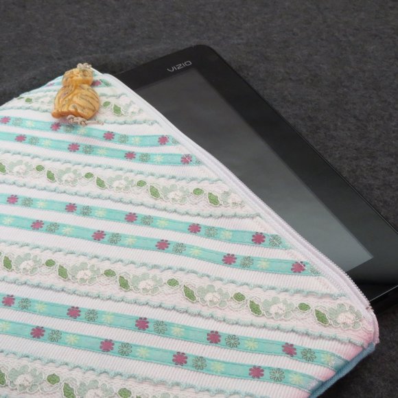 Large Makeup Bag Storage Pouch Cosmetic Tote Zippered Lingerie Travel Kit NWT - Picture 7 of 7